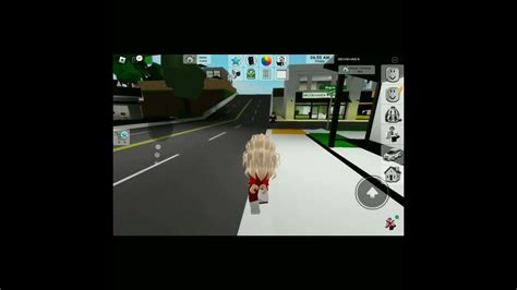 Roblox girl shits .